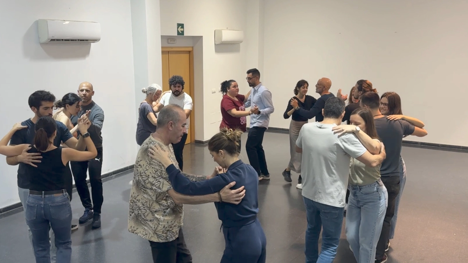 Clases de salsa cubana y rueda de casino en Málaga